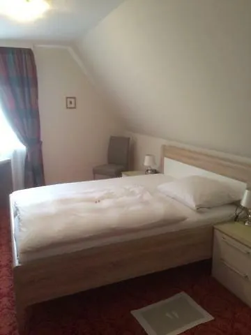 Hotell Hotel,gasthaus Zum Wenden Wendelstein