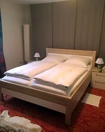 Hotel,gasthaus Zum Wenden ヴェンデルシュタイン