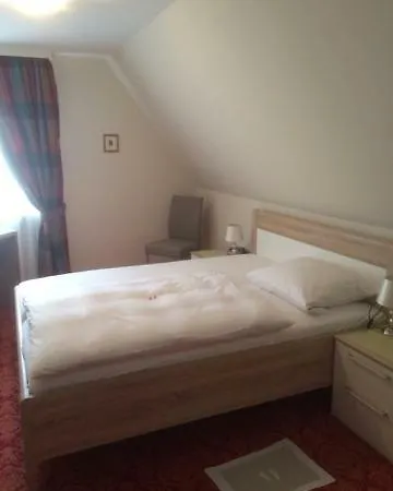Hotel Hotel,gasthaus Zum Wenden Wendelstein