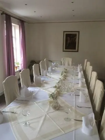 Hotel Hotel,gasthaus Zum Wenden Wendelstein